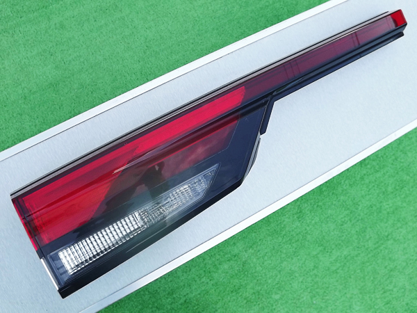 ●準良品,D270,刻印S★ノートE13左テールライトSNE13リアゲート,リヤゲート,バックドア,テールランプ,バックランプICHIKOHガーニッシュRe:P拍卖