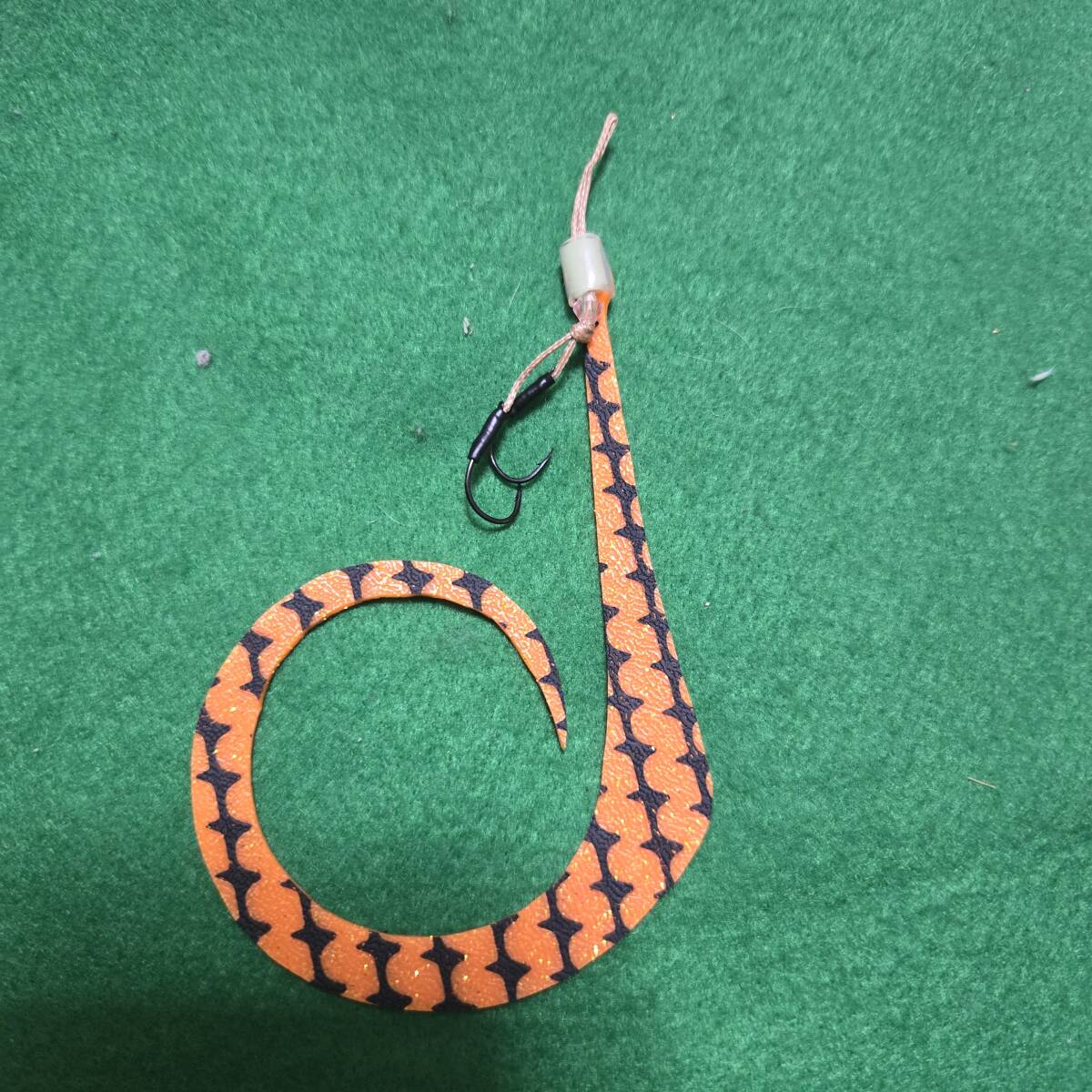 鯛ラバ 鯛カブラ ネクタイ海豚 自作針付き 拍卖