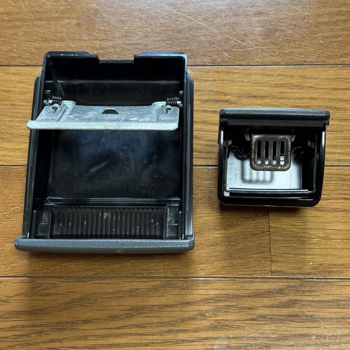 【中古】EG6 シビック 灰皿 前後セット ホンダ純正部品 EG5/EG4/EG3拍卖