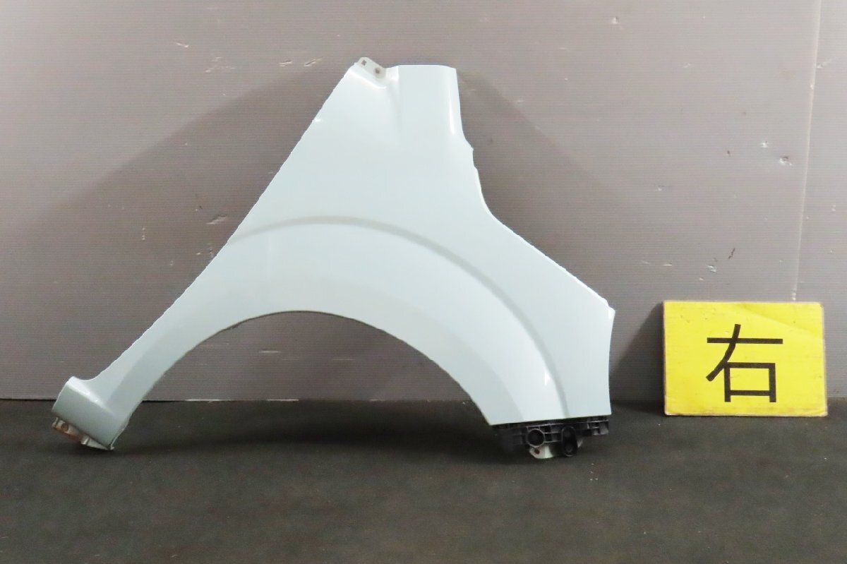 【即決! 即日発送可】モコ X DBA-MG33S 純正 ★凹無 フロント フェンダー パネル 右 運転席側 ZKT 検索 MF33S 中古 13718拍卖