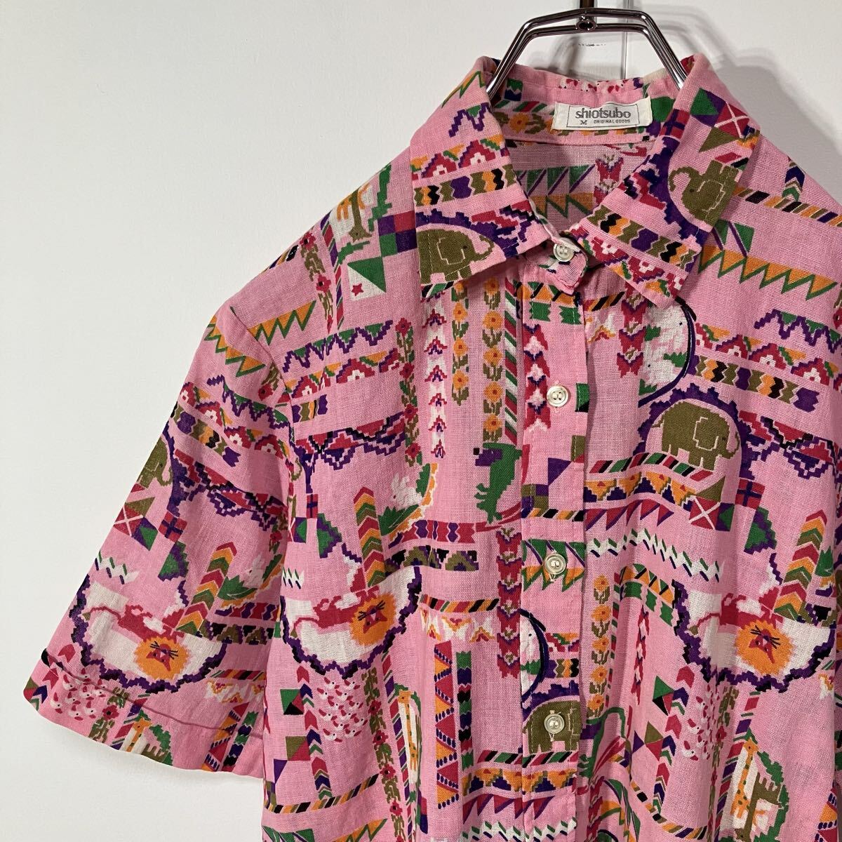 古着 ヴィンテージ アニマル パターン柄 レトロ 透け感 スクエアカット コットン 半袖 シャツ ピンク M拍卖