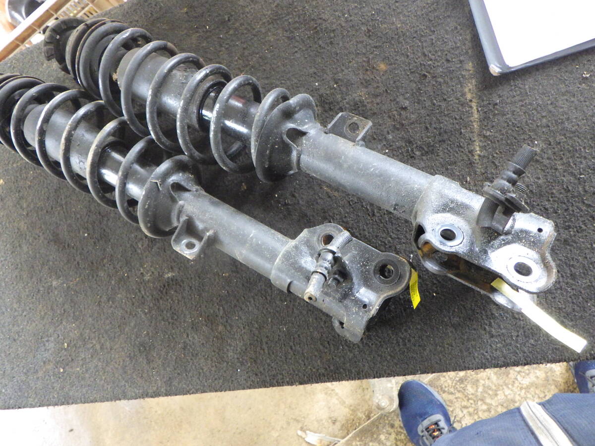 桜13 即決! JB5 ライフ ストラット ショック スプリング拍卖