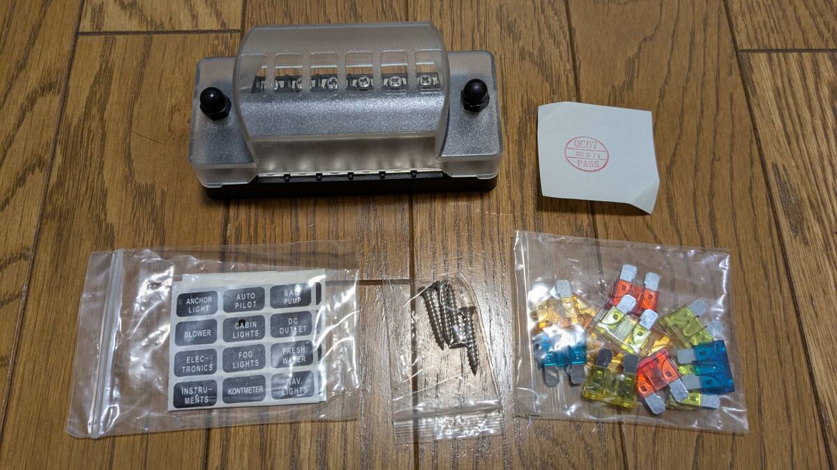 BlueFire ヒューズボックス ホルダー 6ウェイ 回路カーボート 5A 10A 15A 20A拍卖