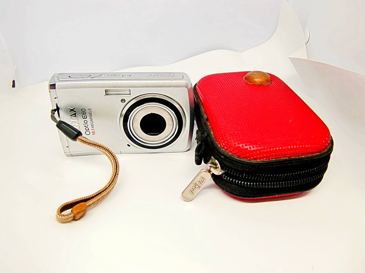 PENTAX Optio E60 シルバー 1010万画素 通電起動確認済 電池式 ケース付 ペンタックス拍卖