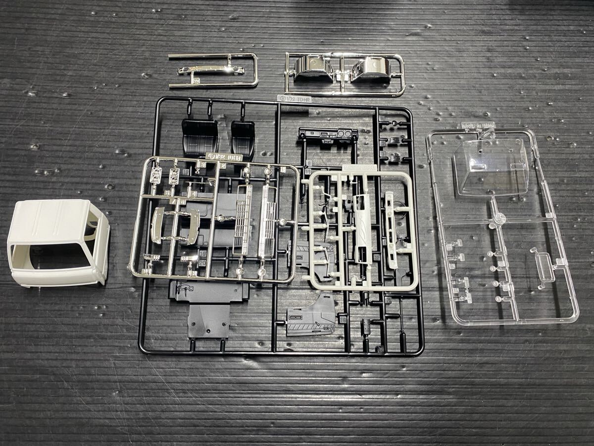 即決 フジミ 1/32 2t ダイナ キャブ 白 メッキパーツ拍卖