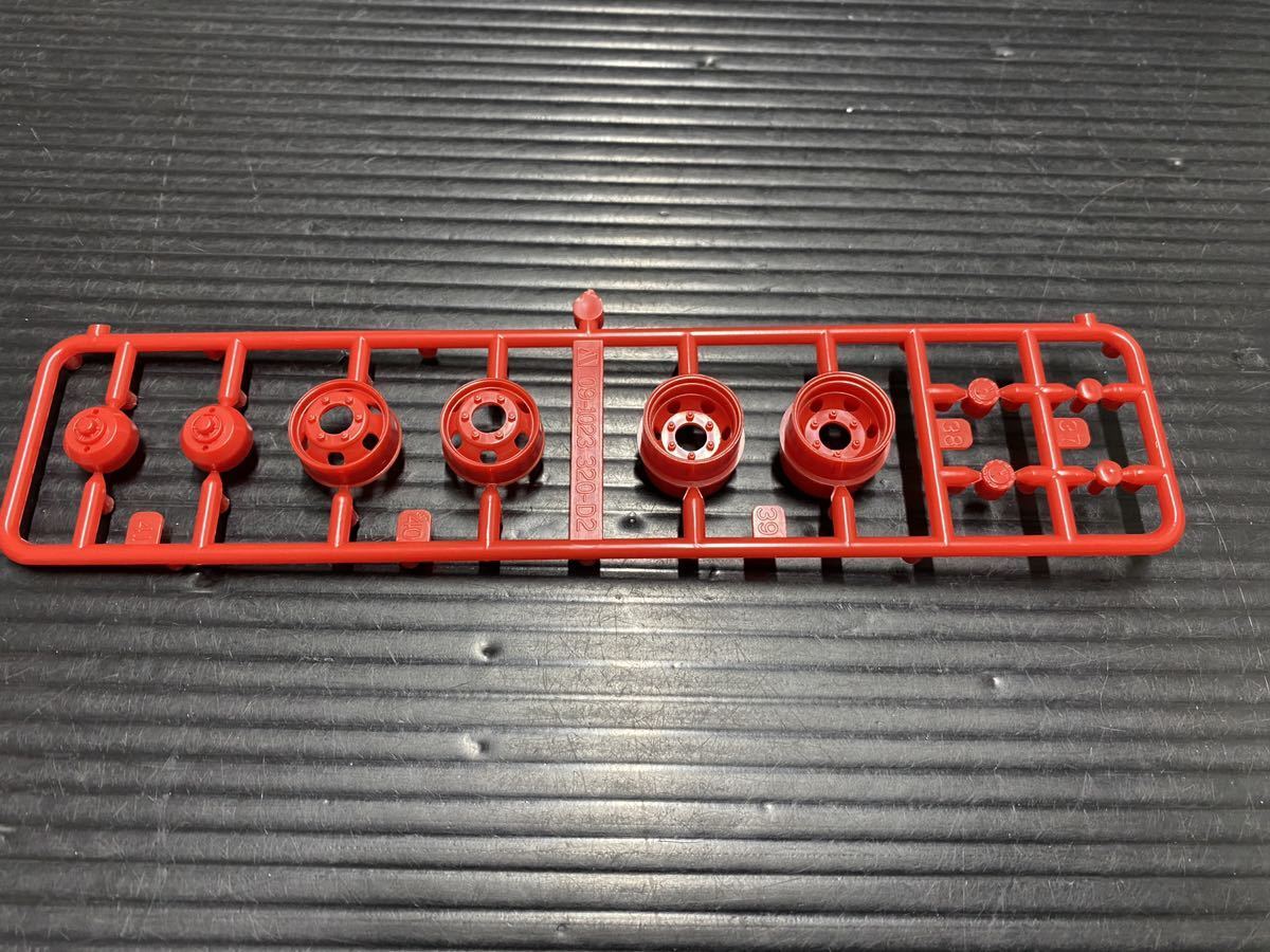 即決 アオシマ 1/32 ヘビーフレイト 4t スチールホイール拍卖