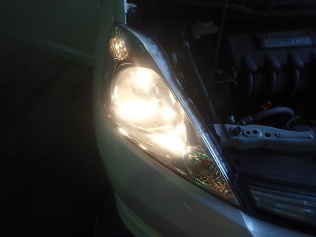 フィットシャトル DAA-GP2 右ヘッドランプASSY NH624P 33100-TF7-J01拍卖