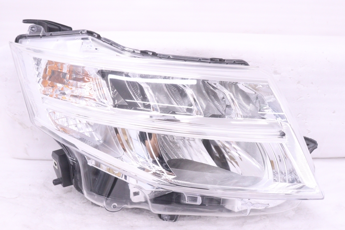 59-1721★前期 LED M900A ルーミー★右ヘッドライト STANLEY W3918 打刻:DF ASSY メッキ 純正★トヨタ (KK)拍卖