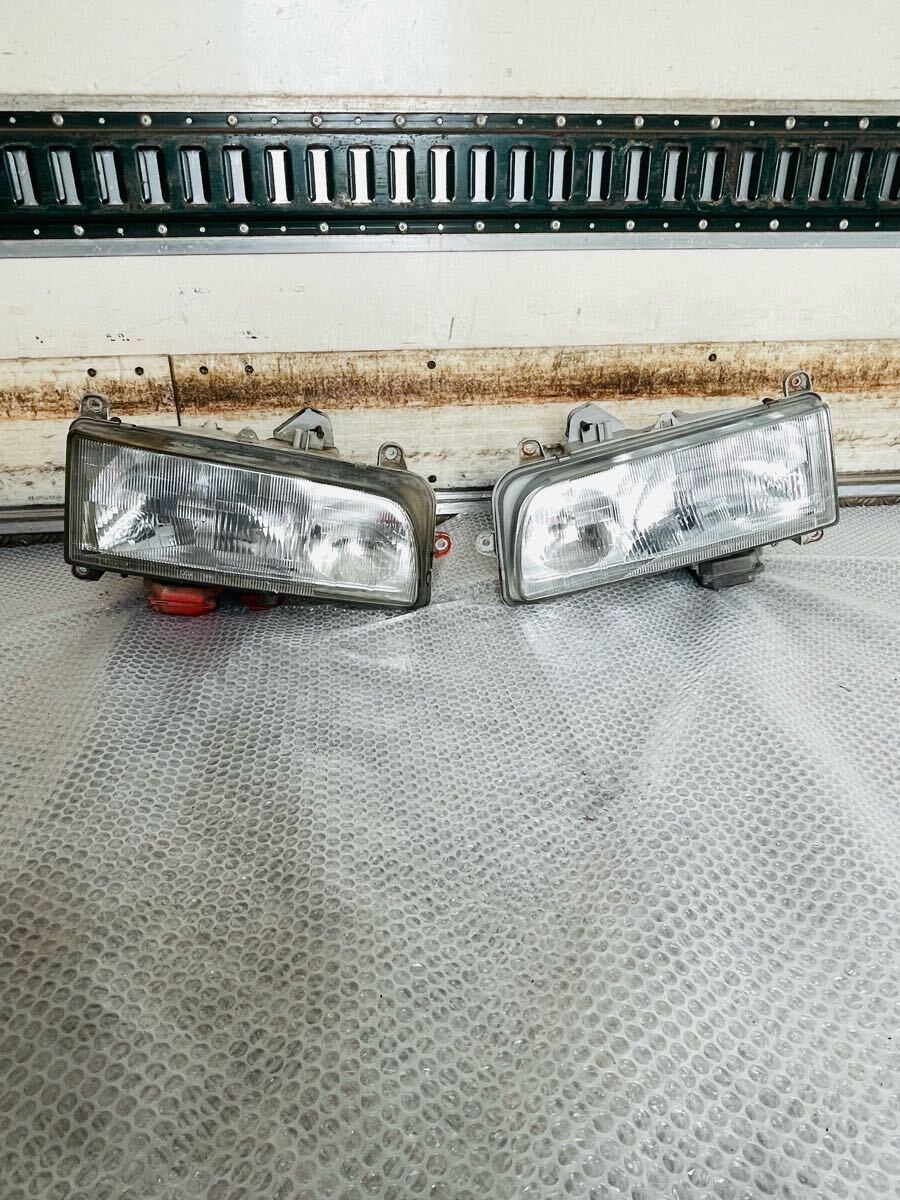 純正品 日野 テラヴィ テラブィ プロフィア ヘッドライト ヘッドランプ 左右セット 小糸 KOITO 110-35814 動作OK 150510拍卖