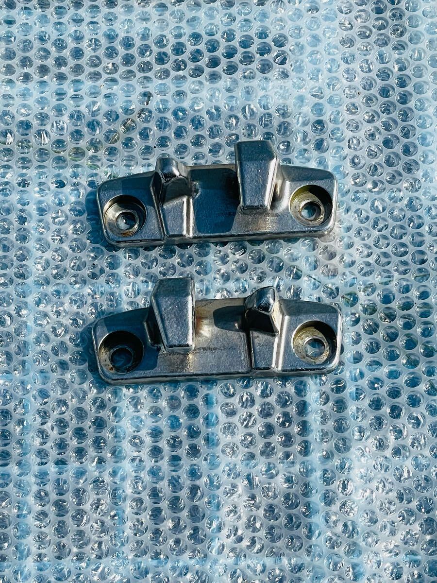 アオリ止め ブロック用受金 ステンレス 金具 エビカン ウイングロック 扉開閉 ステンレス製 2個セット Rei4330拍卖