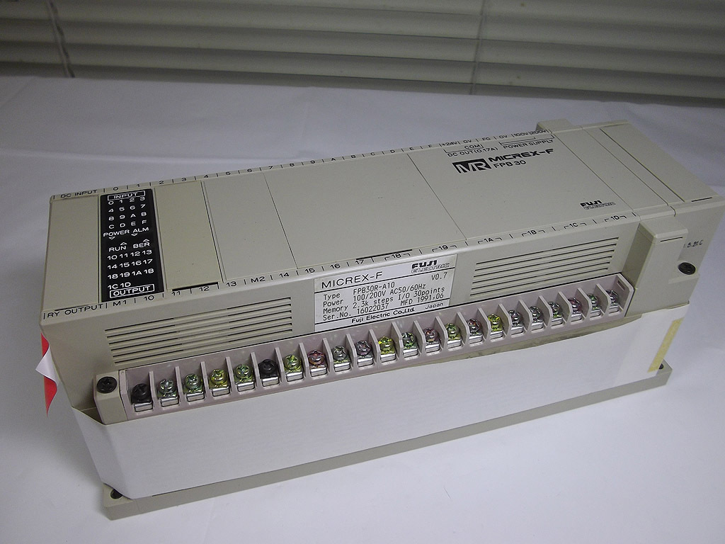 富士電機 MICREX-F30 FPB30R-A10 プログラマブルコントローラー シーケンサーPLC拍卖