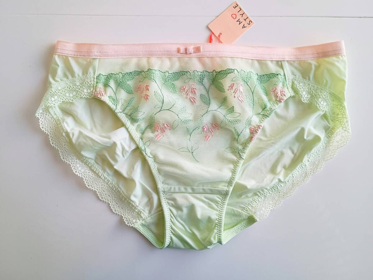 新品タグ付 トリンプ *Triumph* ワイルドステム Mサイズ レギュラーショーツ グリーン拍卖