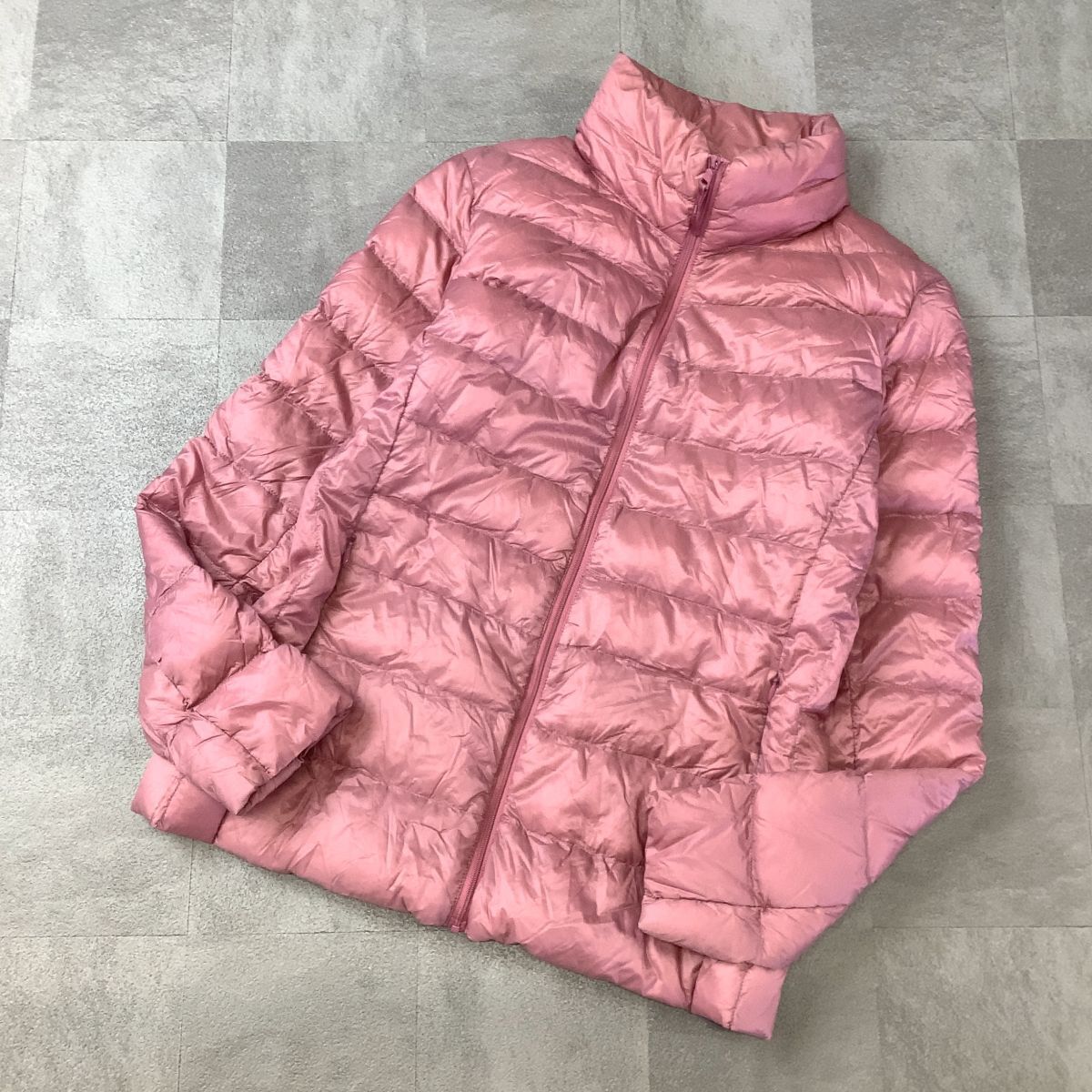 良品 ユニクロ UNIQLO ウルトラライトダウンベスト ダウンジャケット レディース Lサイズ ピンク golf ゴルフウェア 軽量ダウン拍卖
