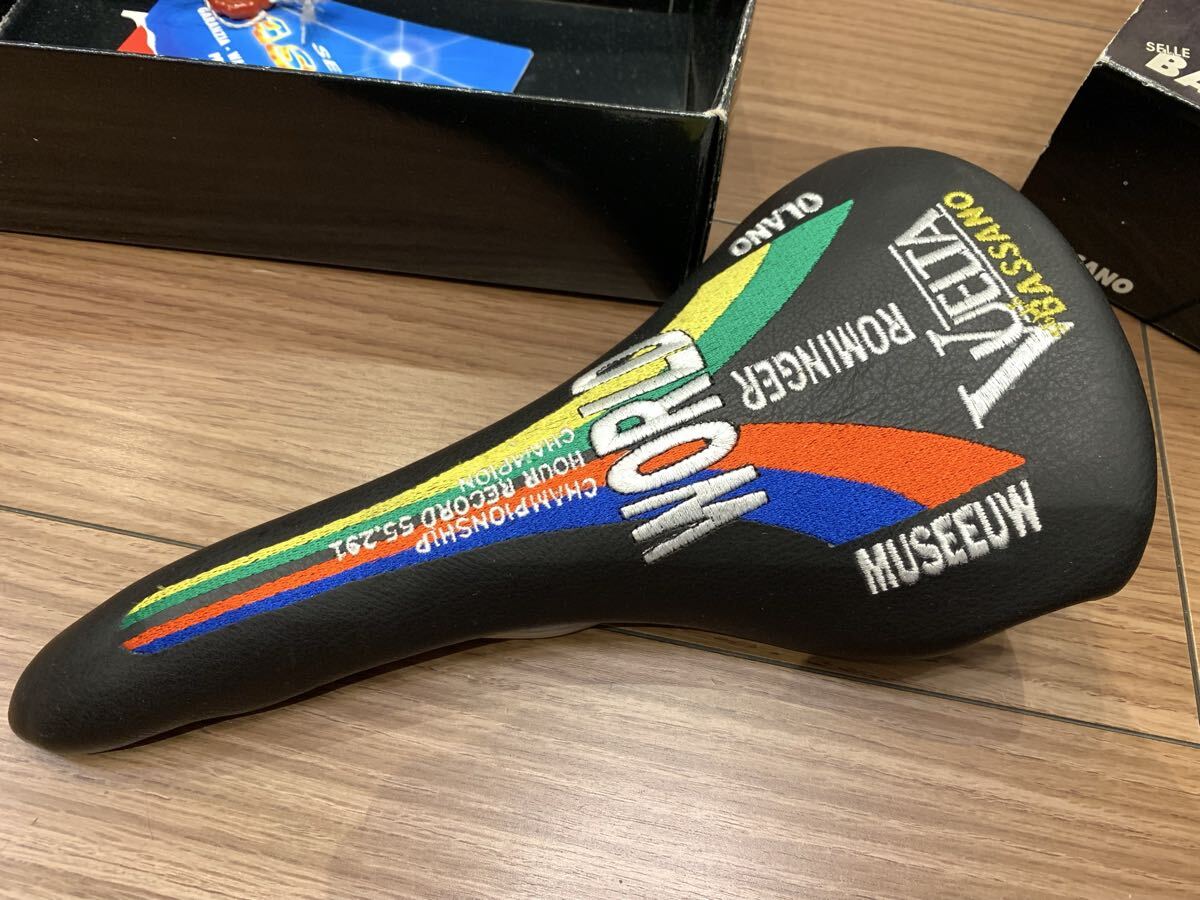 selle bassano セラ バッサーノ vuelta ブエルタ champion チャンピオンsaddle サドル ロミンゲル オラーノ ムセウ コルナゴ colnago拍卖