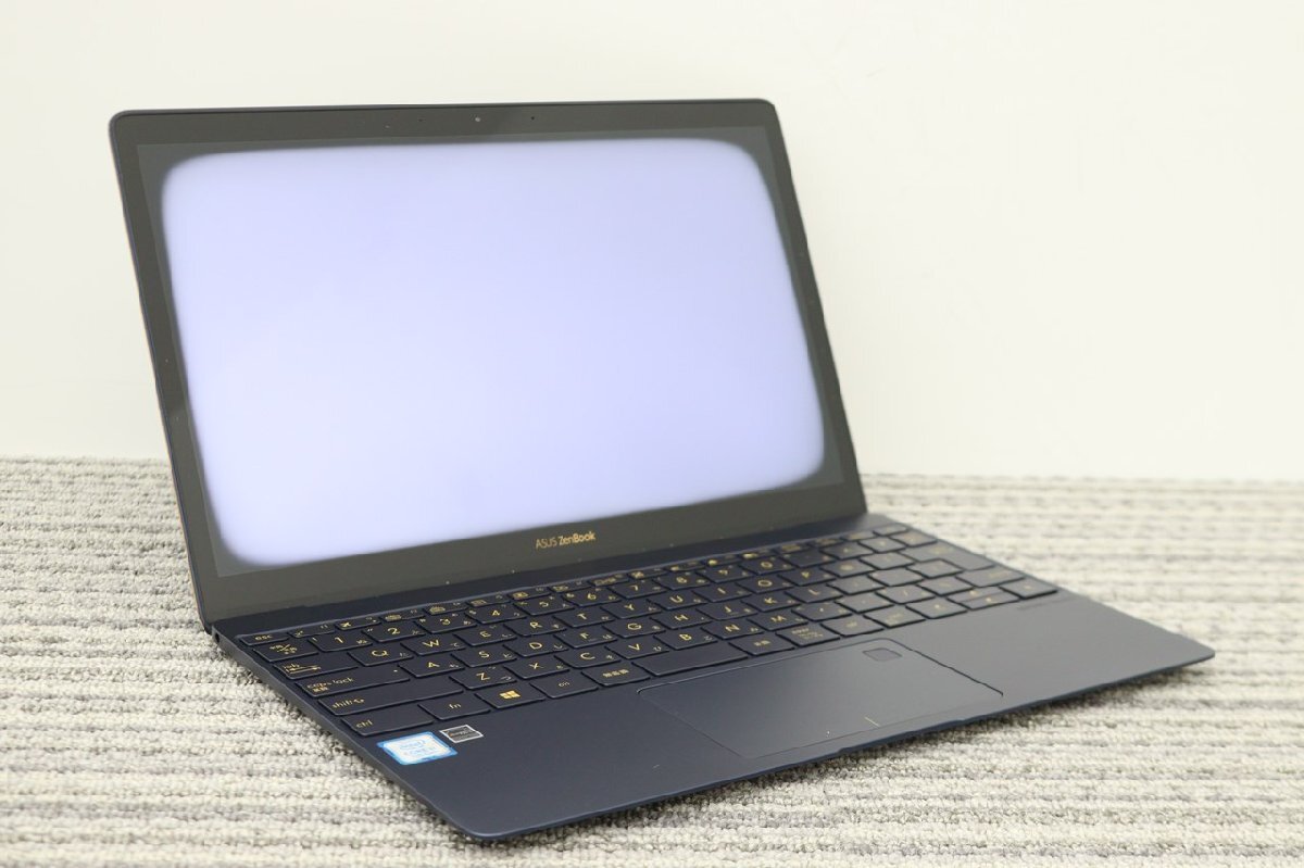 N TN2504【 ジャンク品 】ASUS / UX390U / CPU :core i7-第7世代 / メモリ:不明 / SSD:無拍卖