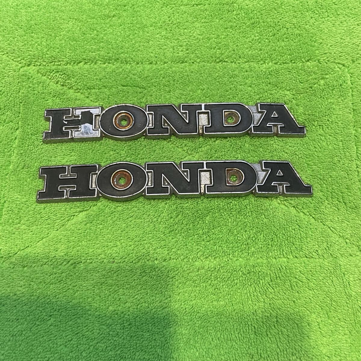 ホンダ HONDA 黒×銀 エンブレム 左右2枚セット CB250 CB400 CBX400 CB400F CM125 CB750K モンキー CB400T 送料180円拍卖