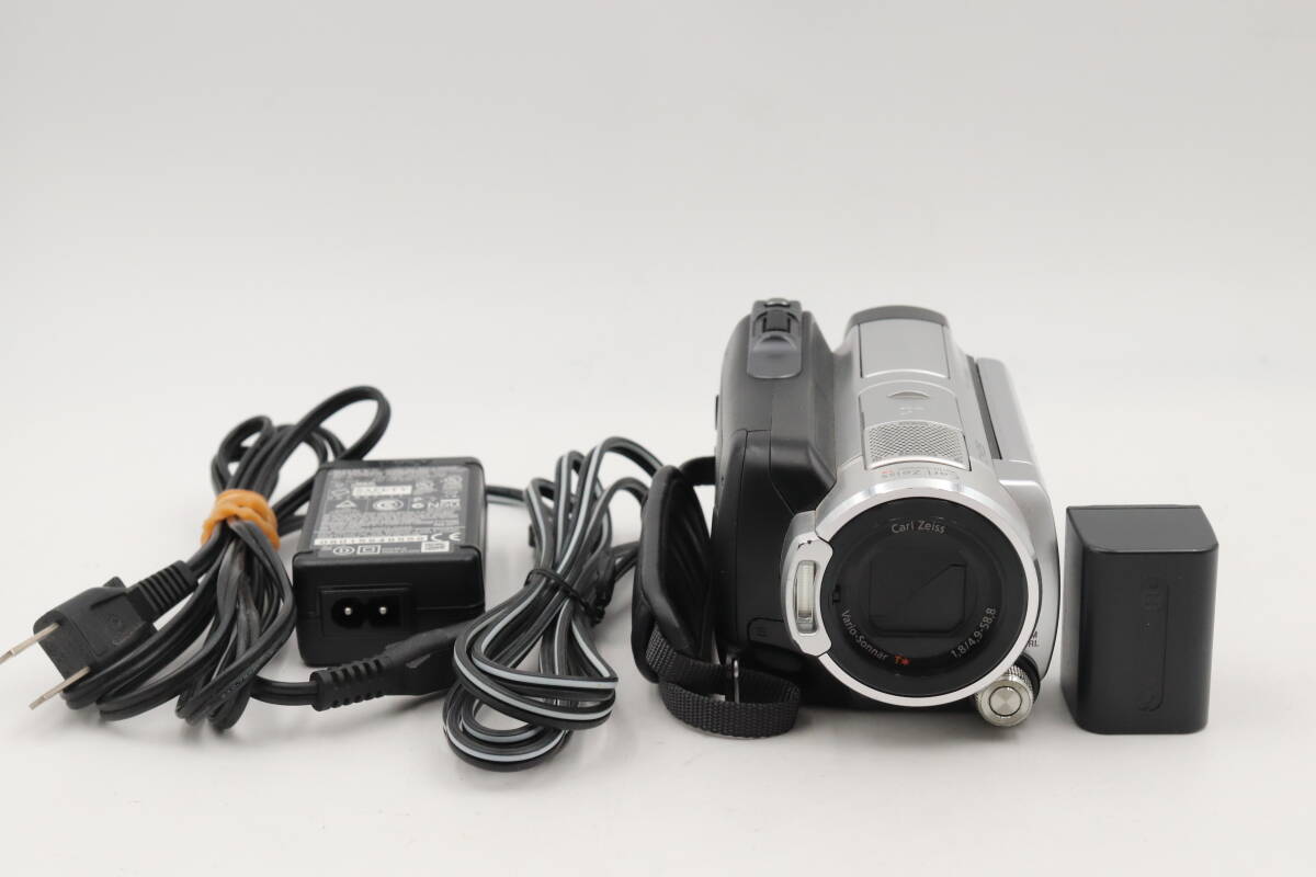 美品☆ソニー SONY デジタルビデオカメラ Handycam ハンディカム HDR-SR11 ##14762拍卖