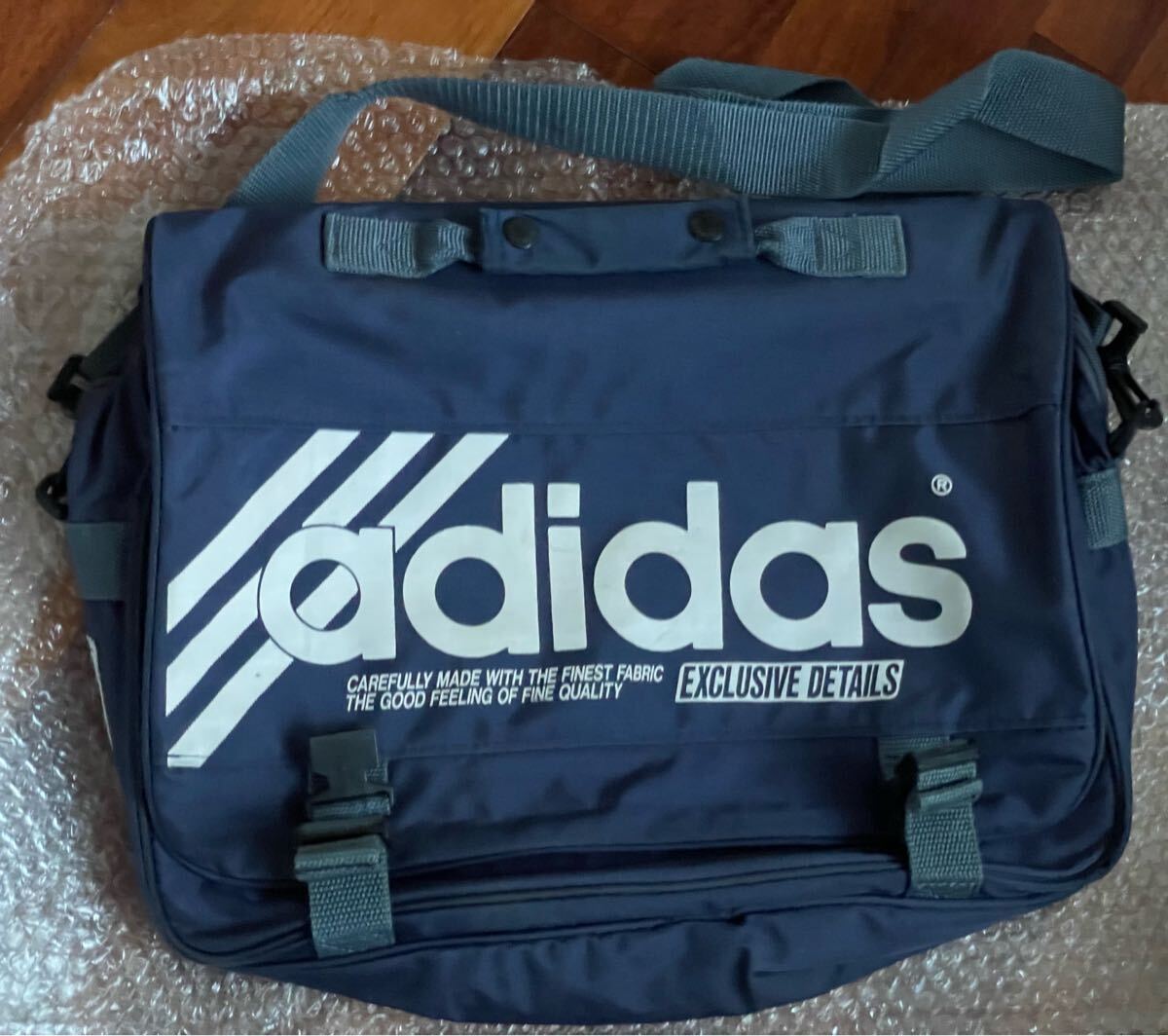 【2490】 当時物 ビンテージ アディダス adidas 昭和 レトロ 美品 90年代 エース ACE ショルダーバッグ バッグ 鞄 カバン拍卖