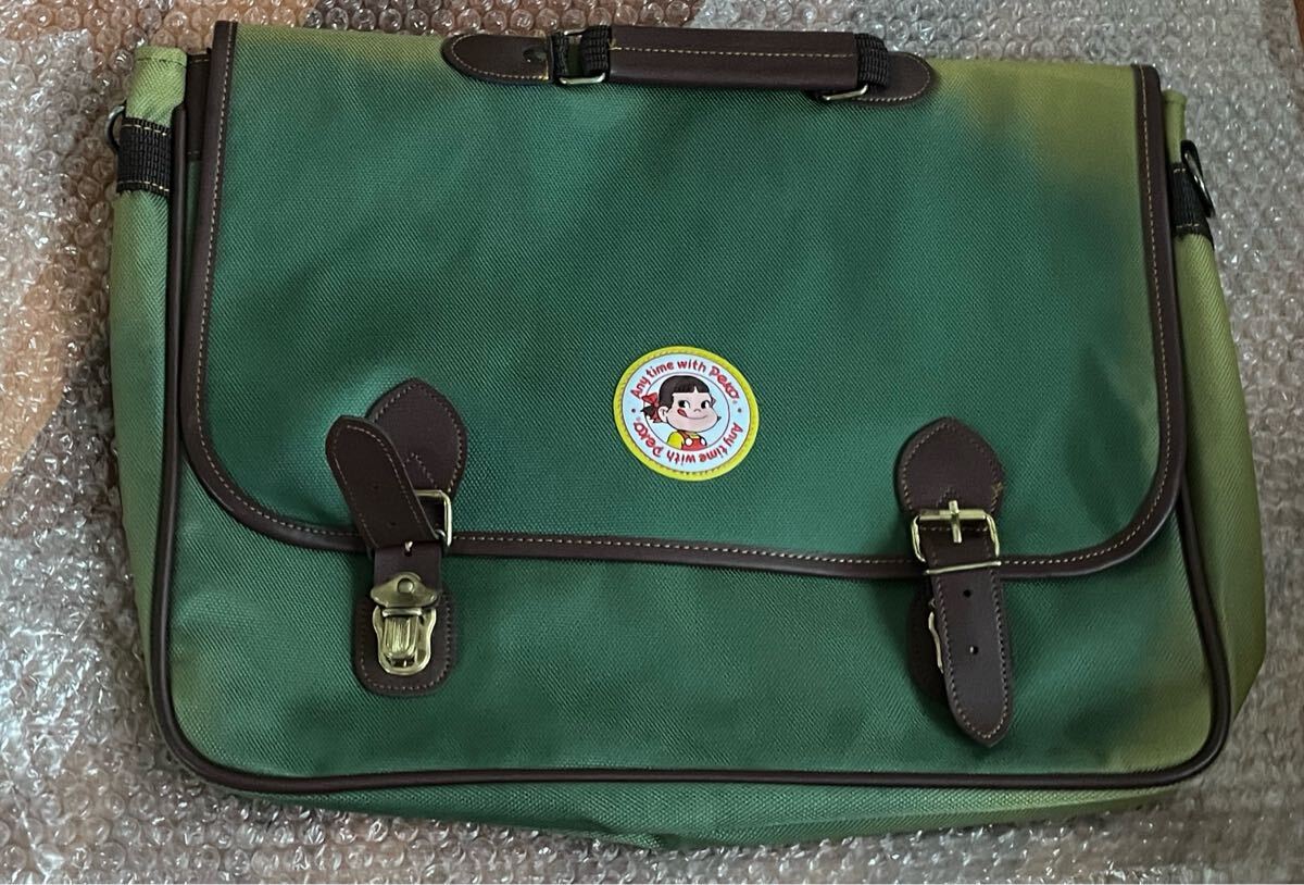 【2491】 当時物 ビンテージ 昭和 ペコちゃん カバン ショルダーバッグ バッグ 鞄 レア コレクション 拍卖