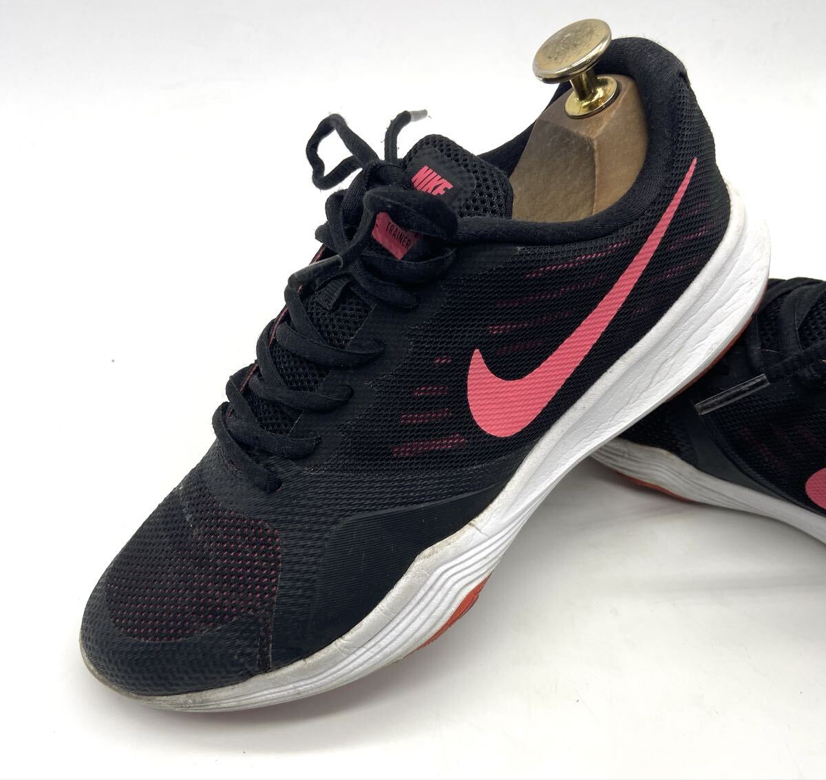 【ナイキ/シティトレーナー/909013-016】高級ランニングシューズ!ブラック×ピンク/jp23.5cm!衝撃プライス!軽量設計モデル!9/24拍卖