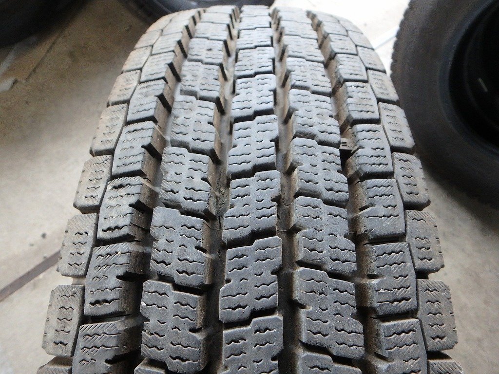 Y318 バリ溝 送料無料【7.00R16 10PR】ヨコハマ iG91 スタッドレス 1本のみ 2022年製 約8.5分山拍卖