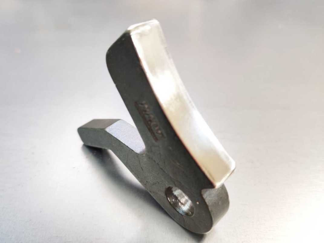 研磨レベル大幅UP! 新品 40mm ☆ 押さえ金 革漉き機 NIPPY 西山 etc.拍卖