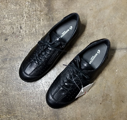 TK 新品 ムーンスター moonstar レザースニーカー 黒 25 大きいサイズ レディース ブラック拍卖