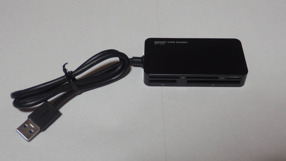 ELECOM USB3.0接続 USB-A接続 ケーブル付き メモリーカードリーダー MR3-A006BK 動作品拍卖