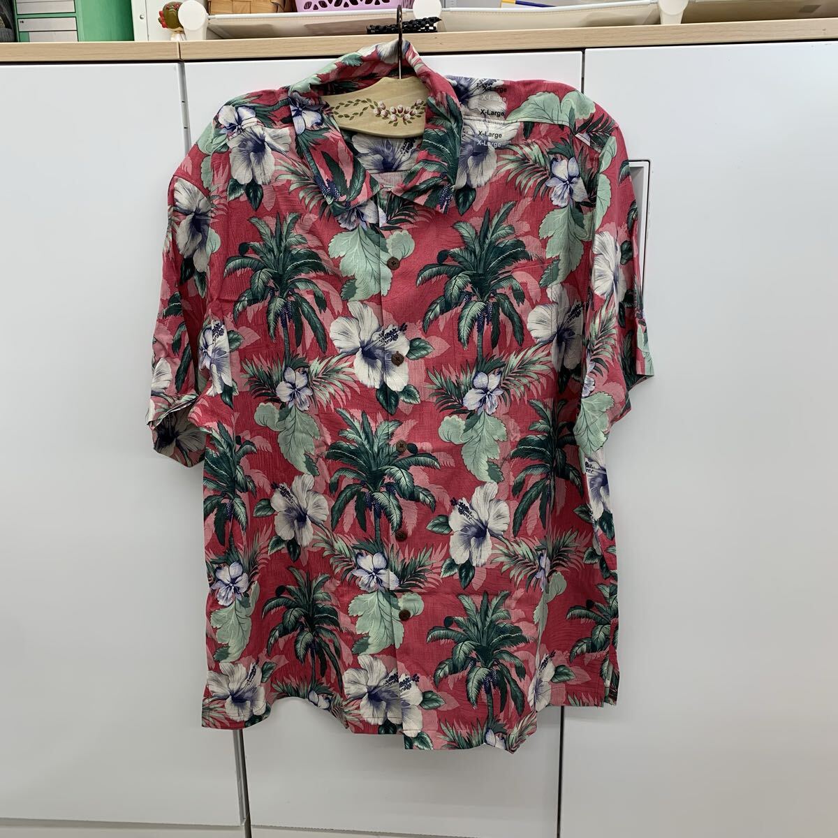 未使用 Tommy Bahama トミーバハマ アロハシャツ 半袖シャツ XLサイズ ココナッツボタン 849拍卖