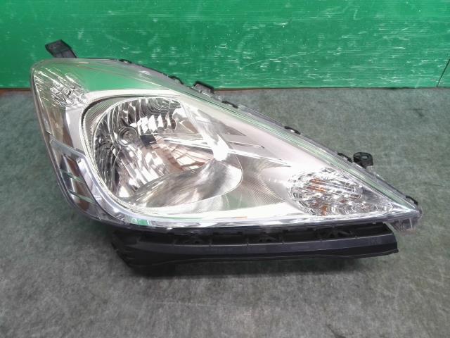 フィットシャトル DAA-GP2 右ヘッドランプASSY ハイブリッド-C 33100-TD7-J01拍卖