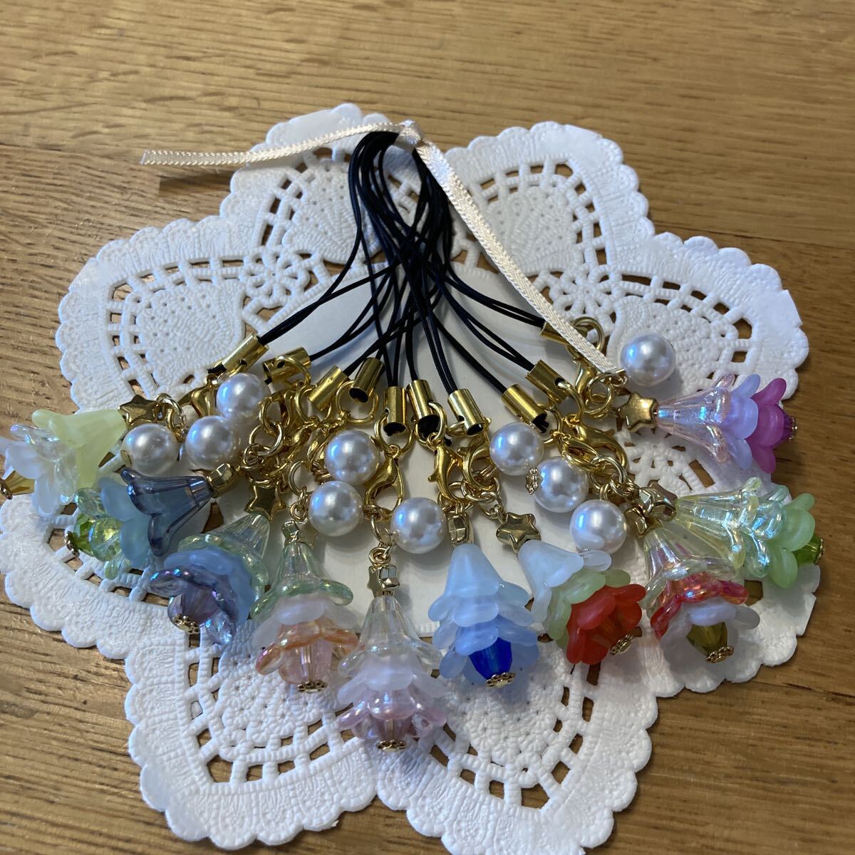 ハンドメイド キーホルダー ストラップ プレゼントにも クリスマスツリー風 チャーム 10個セット拍卖