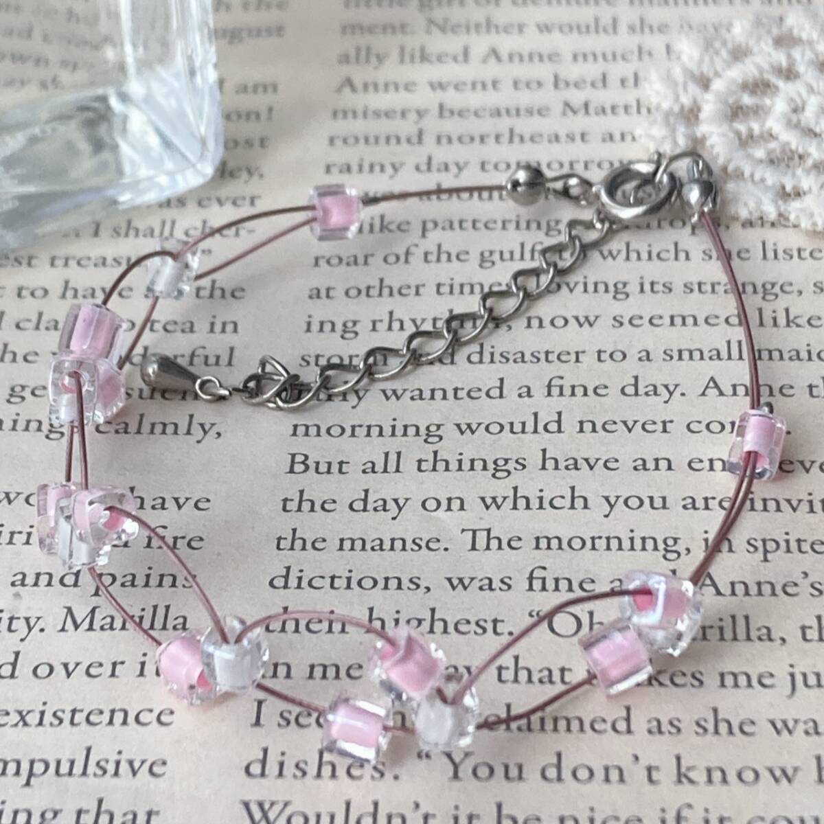 ブレスレット キューブビーズ ピンク クリスタル ワイヤー シルバー かわいい 美品☆vintage jewelry accessories F0118拍卖