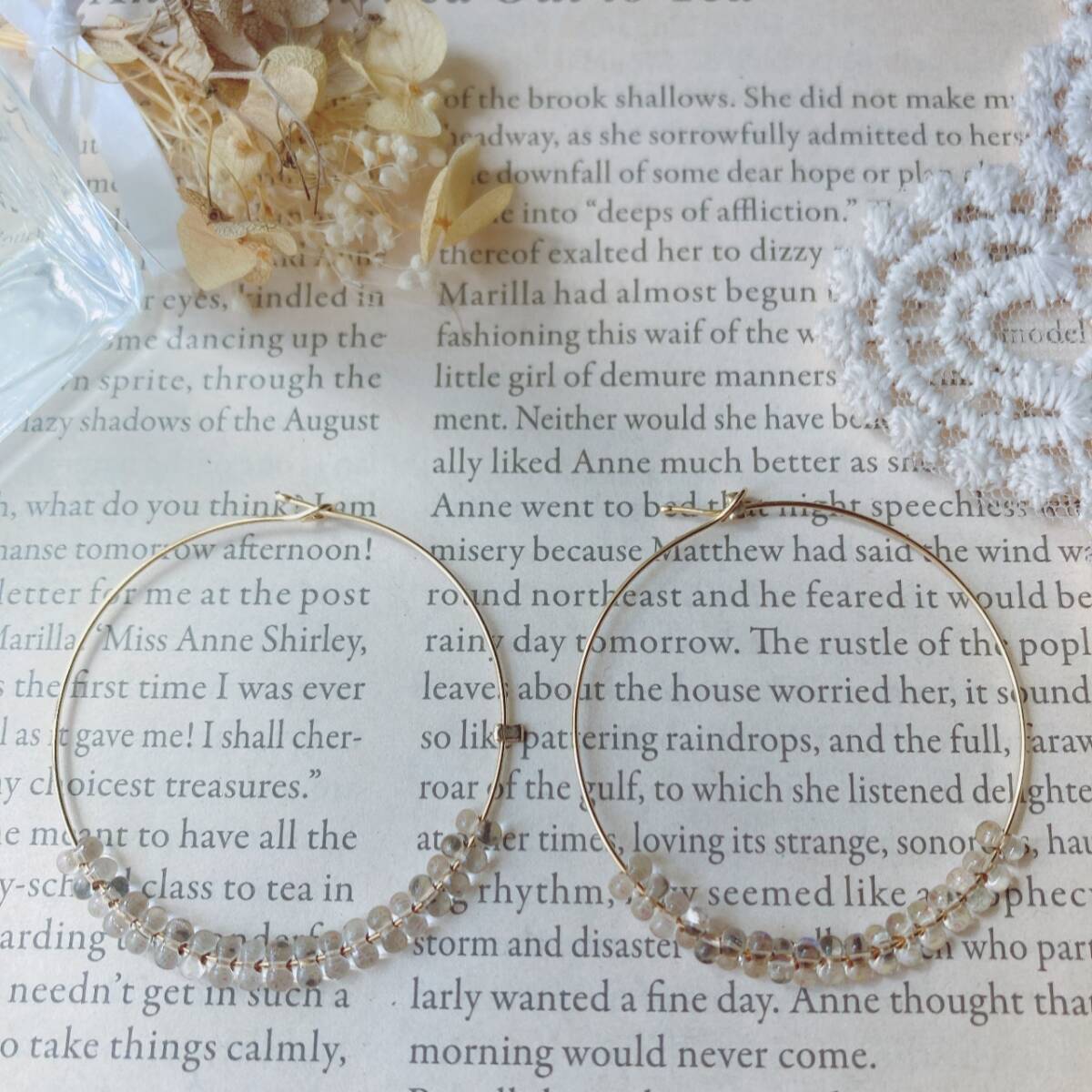 フープピアス チェコビーズ クリスタル ゴールドトーン 未使用品☆vintage jewelry accessories F0149拍卖