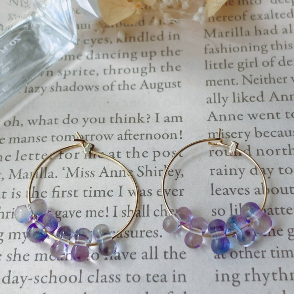 フープピアス チェコビーズ ラベンダーミックス ゴールドトーン 未使用品☆vintage jewelry accessories F0152拍卖