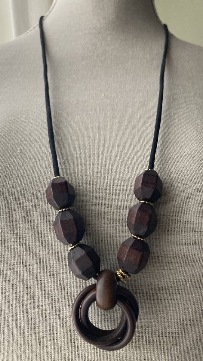 ネックレス ロング ウッド ダークブラウン 木製 計量 美品☆vintage jewelry accessories F0192拍卖