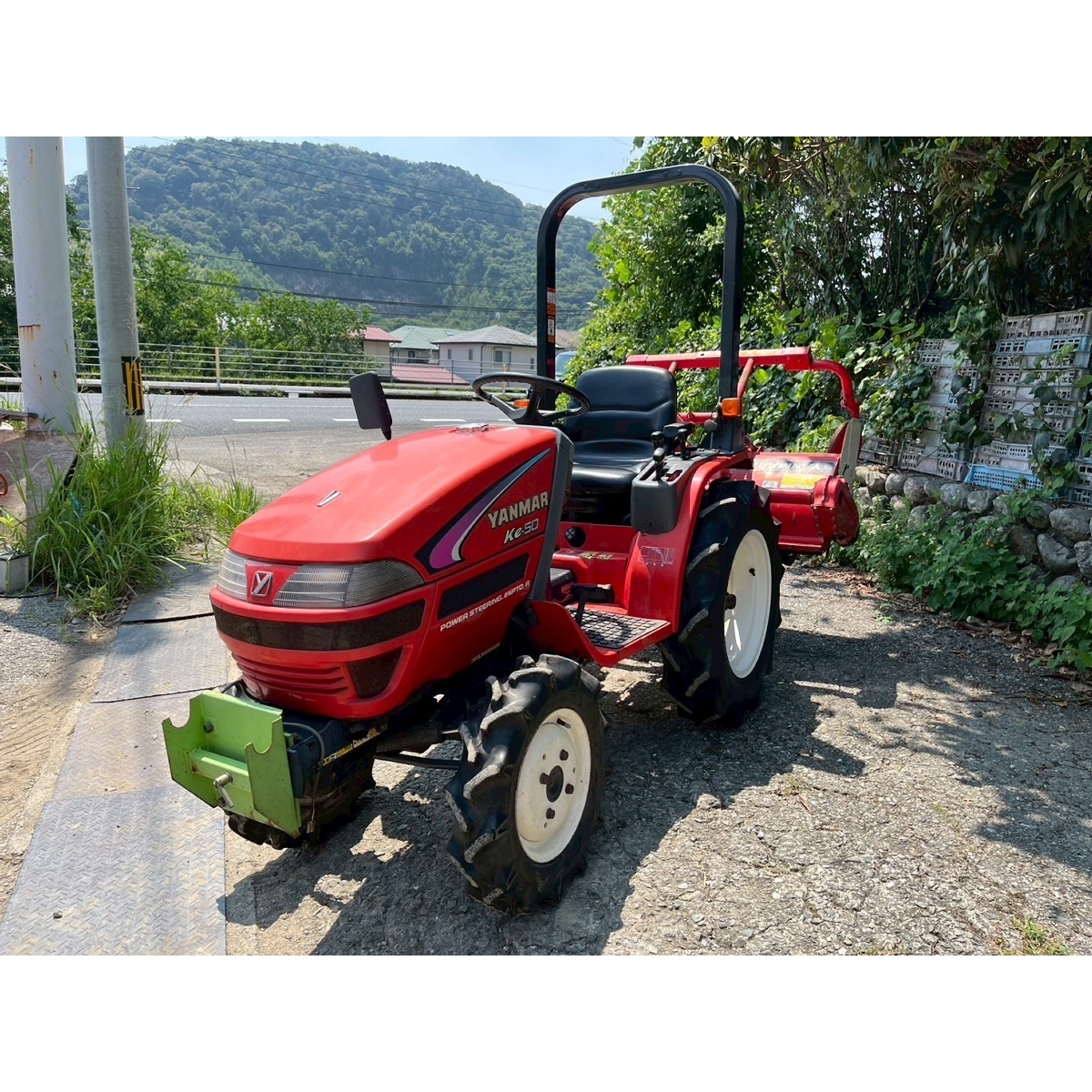 高知県渡し ヤンマー トラクター Ke-50 15馬力 492h パワステ 逆転 自動水平 MT RSZ120 ロータリー 畝立て 畑 現状渡し 中古 直P10342290拍卖