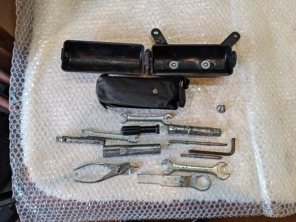 Kawasaki 250TR 純正 車載工具セット拍卖