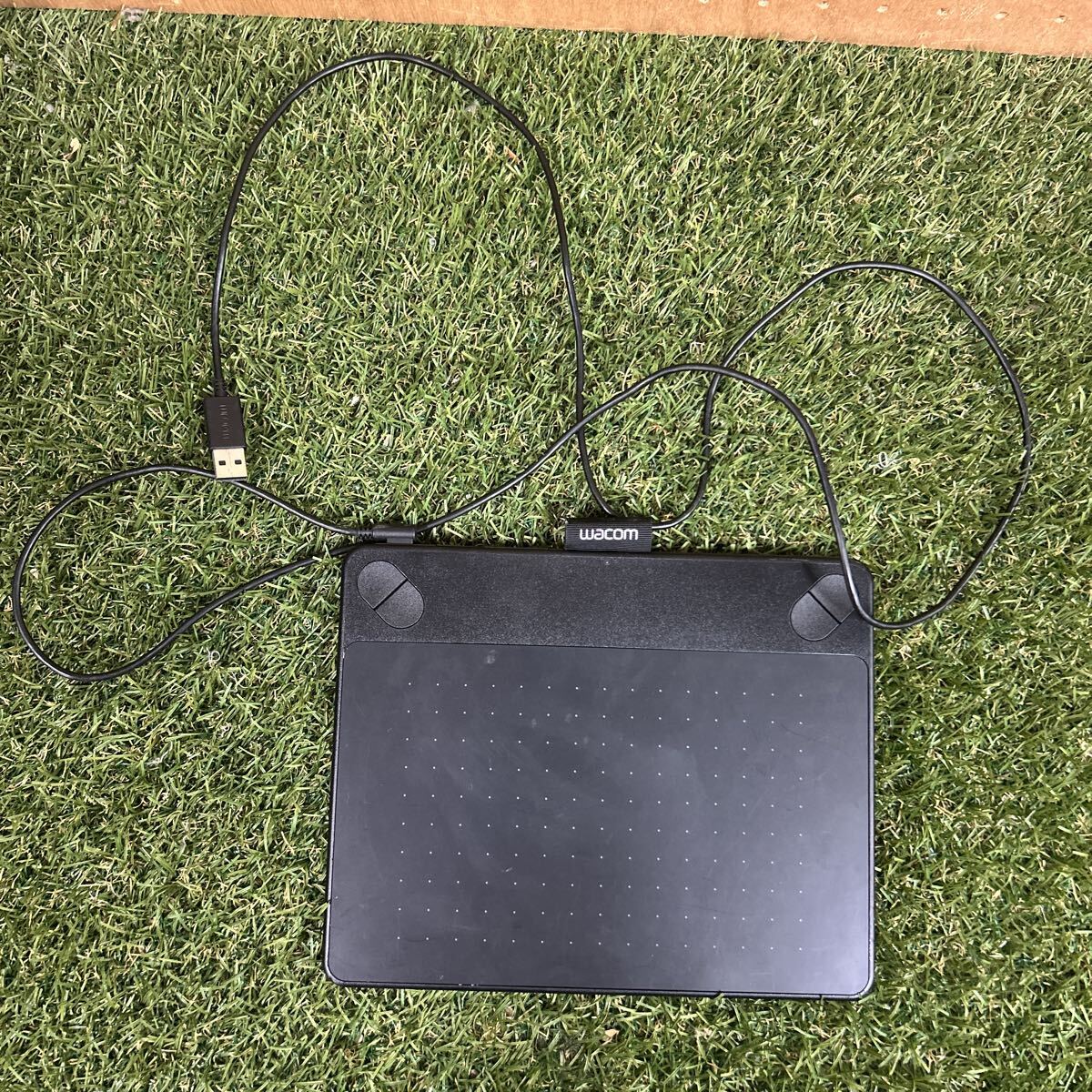 ★Wacom Intuos Comic CTH490 ペンタブレット 本体のみ★拍卖