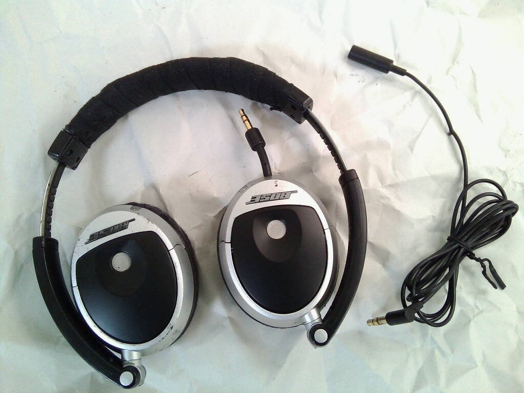 Bose ボーズ on-ear headphones オンイヤー ヘッドホン ★動作品拍卖