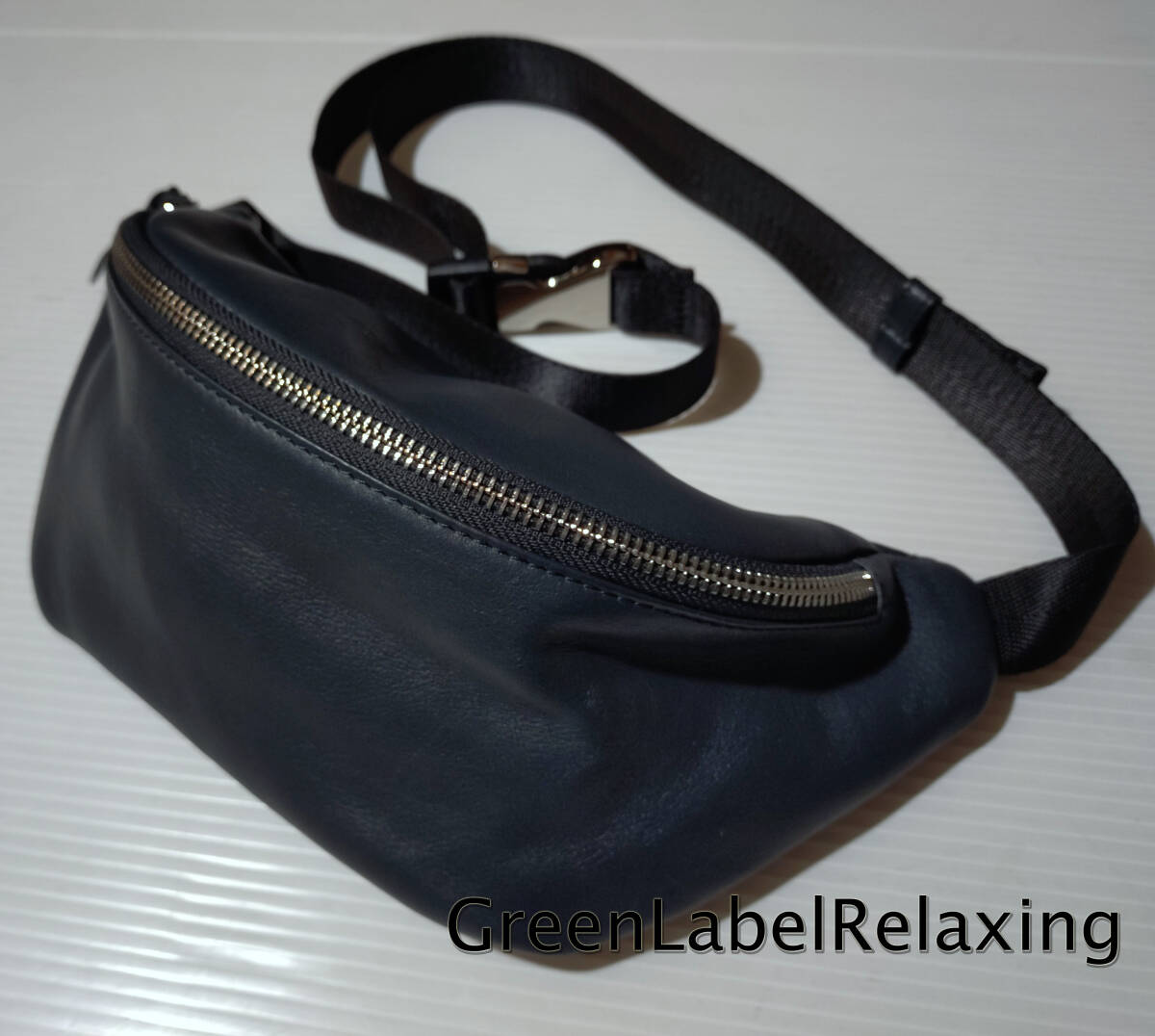 美品 グリーンレーベルリラクシングのウエストバッグ ポーチ拍卖