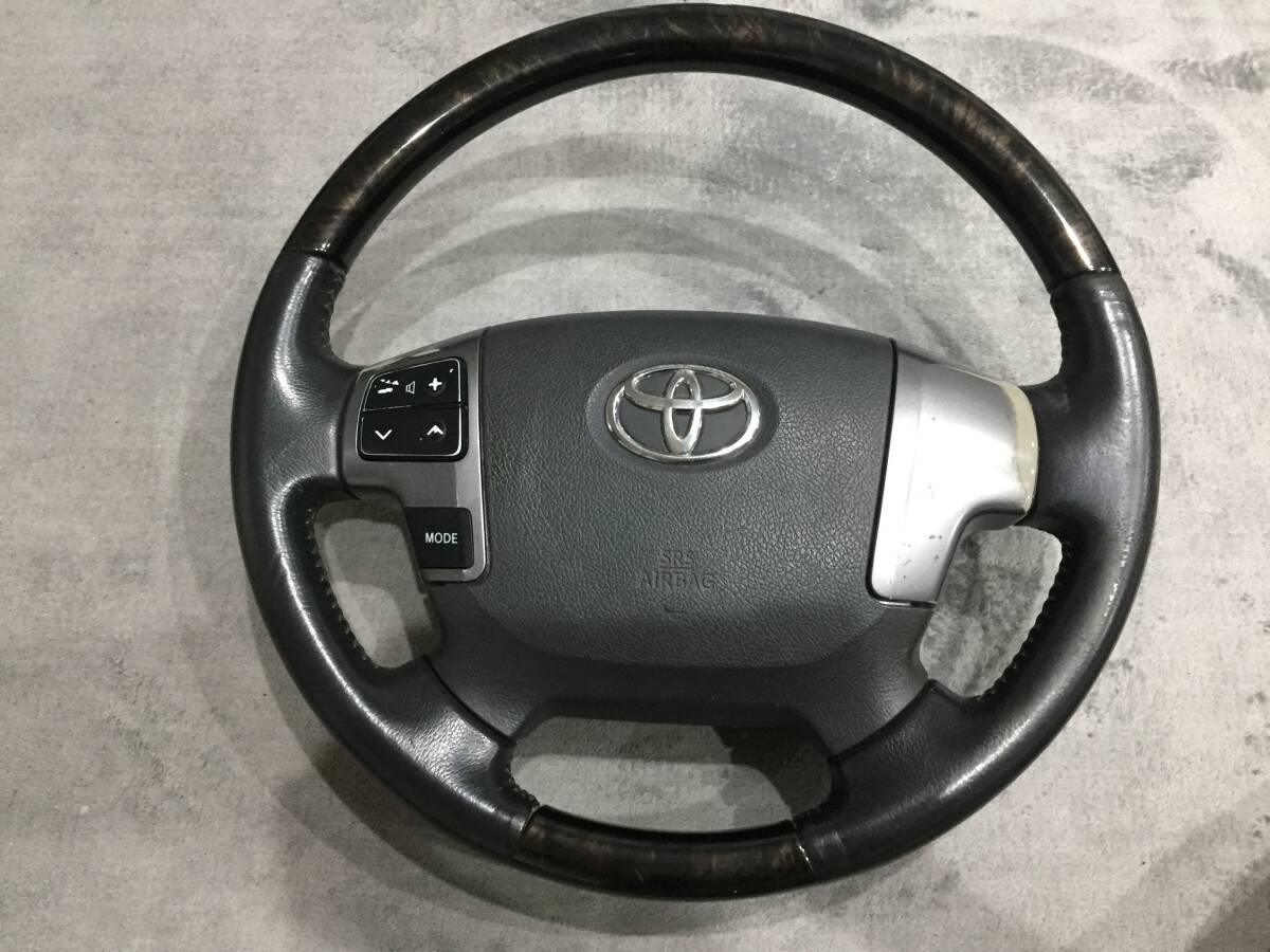 トヨタ ハイエース 純正ウッドコンビステアリング 200系拍卖