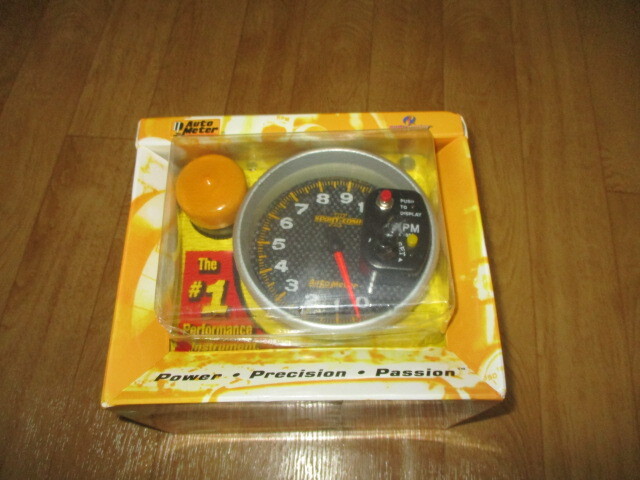 オートメーター AutoMeter タコメーター  シフトライト付き カーボン調パネル 未使用 デッドストック拍卖