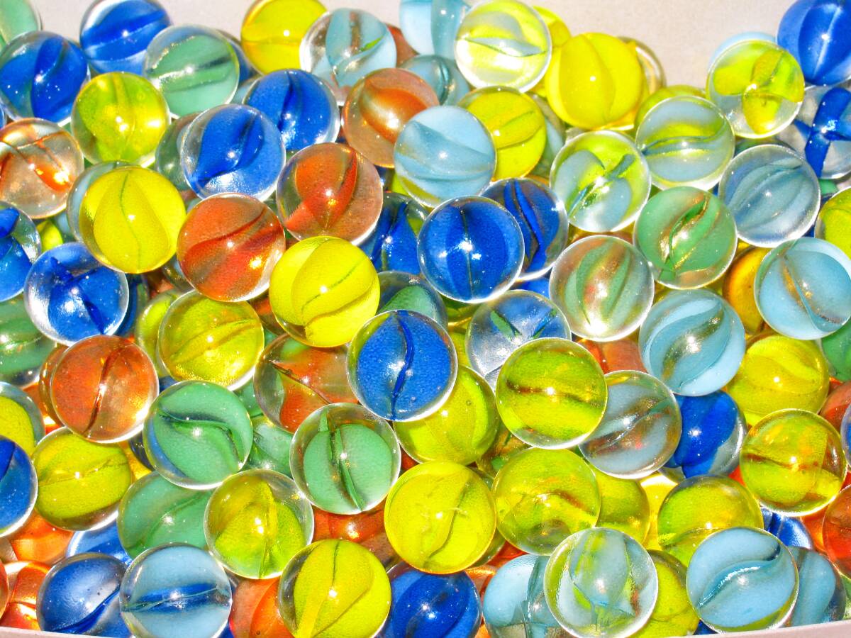 【ビー玉 200個セット】びーだま カラフル おもちゃ 玩具 子供 昔ながら きれい 綺麗 中綿 ミックス 赤 青 緑 黄色 ブルー レッド イエロー拍卖