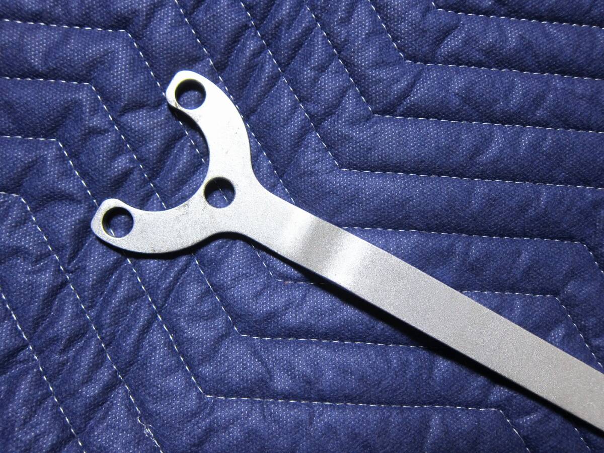 ベンツ W124 E220 ラジエター ファン ハブ レンチ M111 ラジエーター ナット レンチ ファンホールド ファンクラッチ 専用 工具 W202 C220拍卖