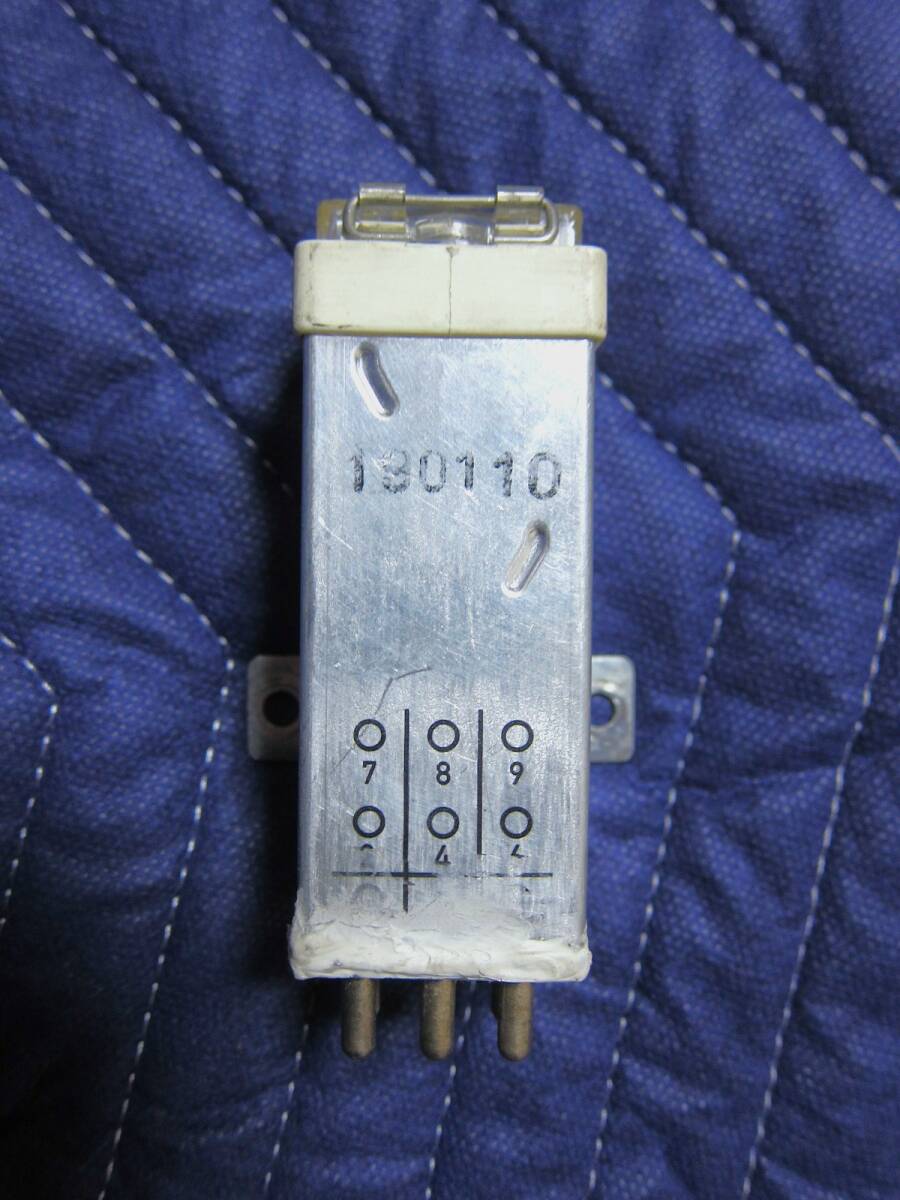 ベンツ W124 OVPリレー 交換品 0005406745 オーバーボルテージリレー E320E280E220 W202拍卖