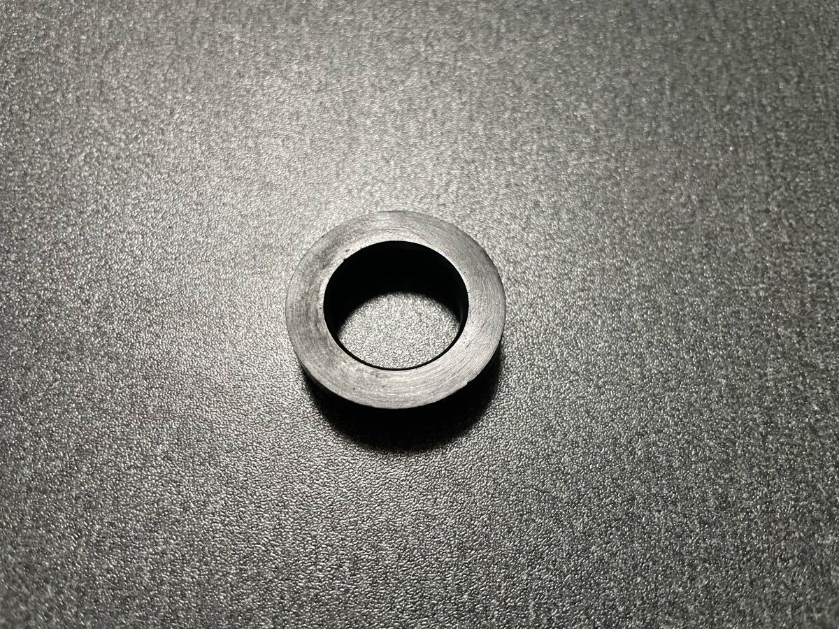 送料込み 廃盤品 CBR400F 純正品グロメットゴム 純正テールカウル用拍卖