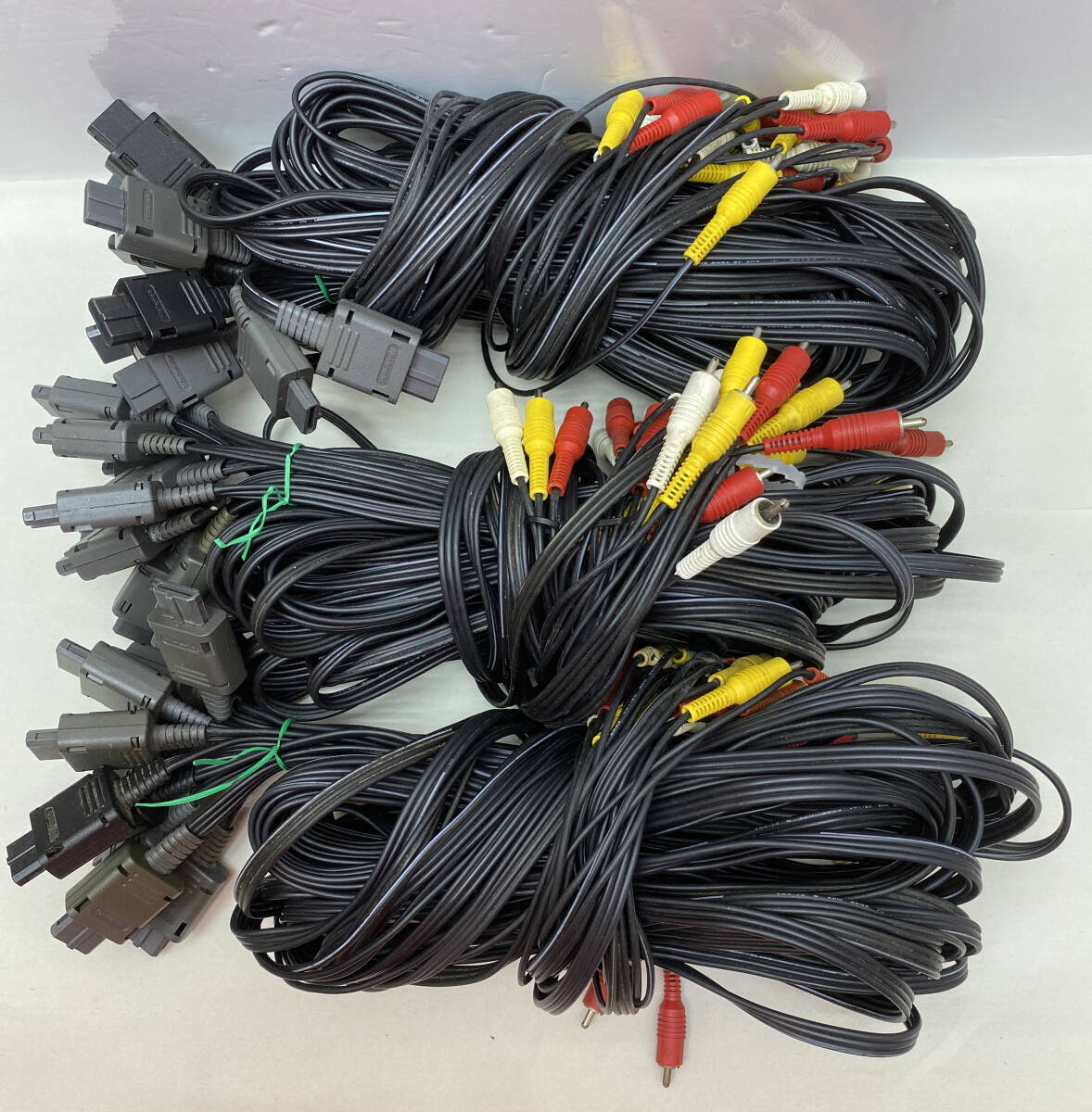 任天堂 Nintendo 純正 SFC/N64/CUBE ファミコン AVケーブル 30本 まとめ拍卖