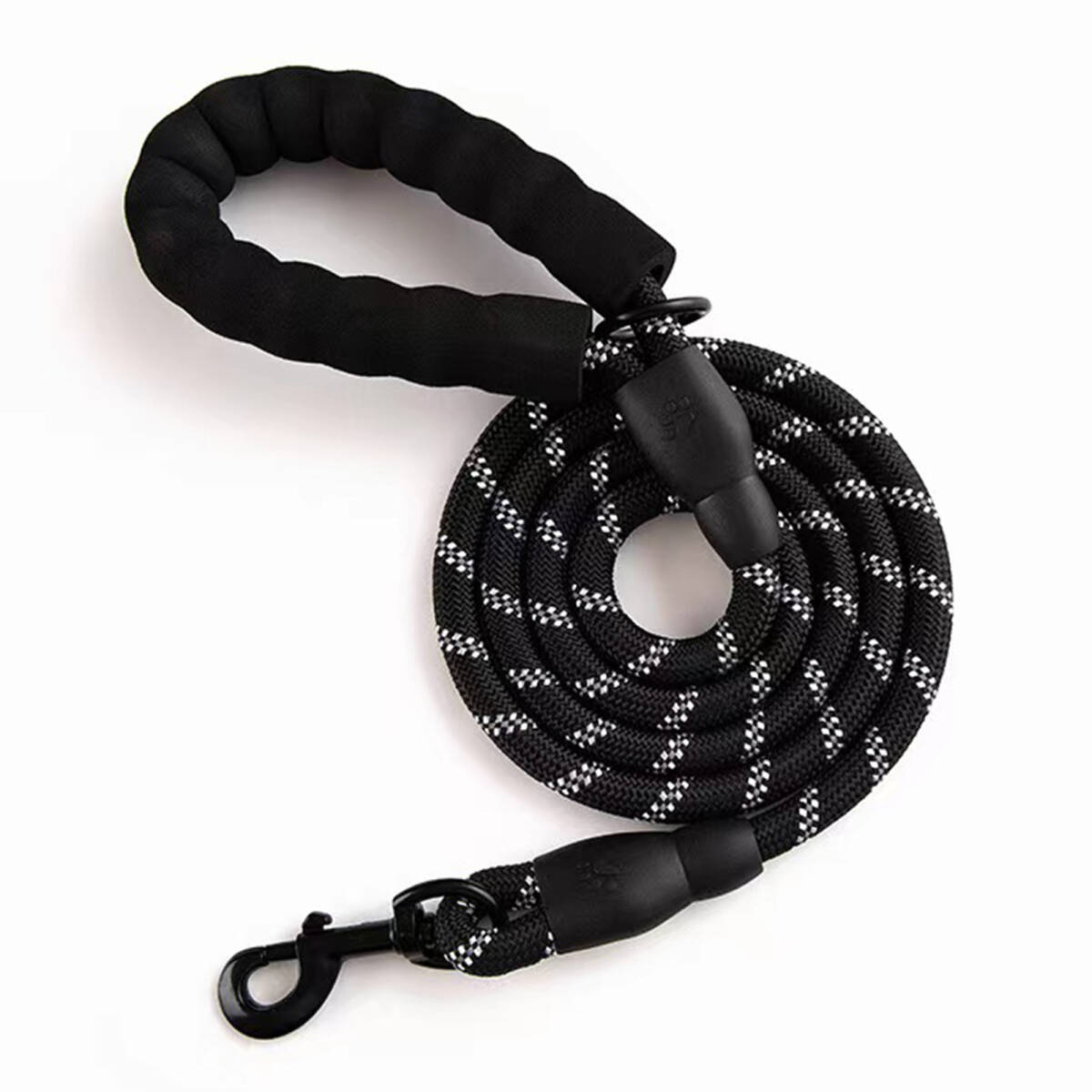 犬用リード 引きヒモ ペット用リード 1.5m 脱出防止 外出 紛失防止 チェストストラップ ペット用品 持ちやすい 夜光材質 ブラック ;J353;拍卖