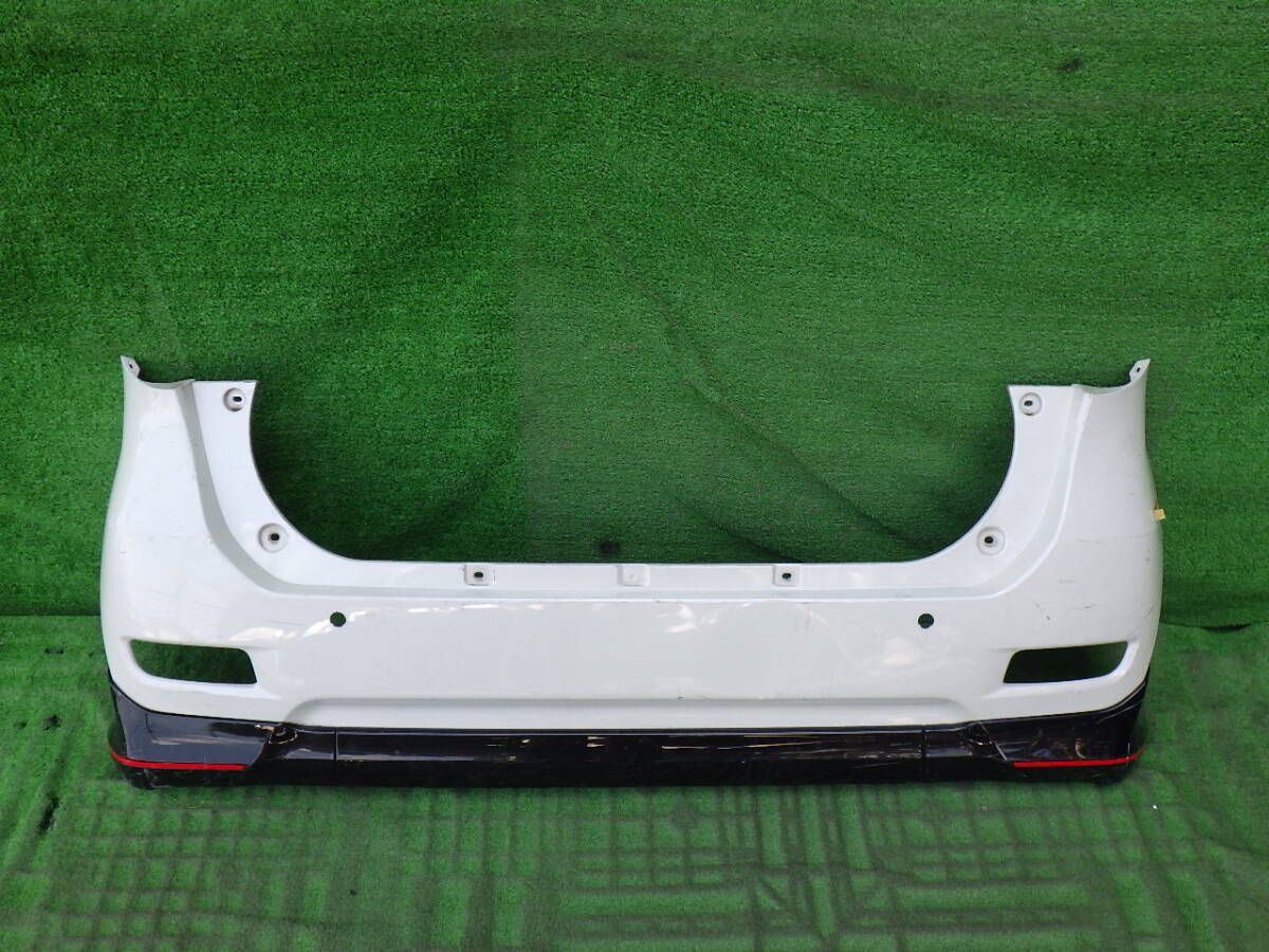 LA250S LA260S キャスト スポーツ 純正リアバンパー リヤバンパー 白 パール 52159-B2A10 リア リヤ スポイラー付拍卖