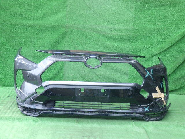 AXAP54 RAV4 PHV 純正フロントバンパー 左フォグカバー 下側ロアグリル 下部アンダー付ラブ4 ラヴ4グレーMXAA52 MXAA54 AXAH52 AXAH54 にも拍卖
